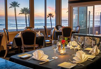 Interior - SeaVenture Restaurant in Pismo Beach, CA American Restaurants