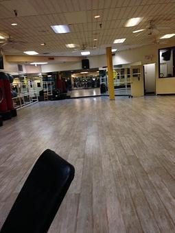 Interior - Shore Fit Club & Spa for Women in Orchard Plaza Shopping Center - Oakhurst, NJ Health Clubs & Gymnasiums