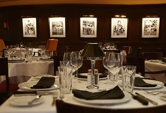 Interior - Shula's Steak House (Sheraton Grand Chicago) in Streeterville - Chicago, IL Steak House Restaurants