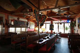 Interior - Sliders Seafood Grille in Neptune Beach - Neptune Beach, FL Seafood Restaurants