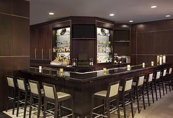 Interior - Small Batch Local Kitchen in Reynolds Crossing - Richmond, VA Restaurant & Lounge, Bar, Or Pub