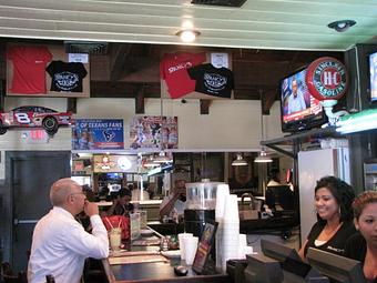 Interior - Spanky's Pizza in Houston, TX Pizza Restaurant