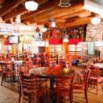 Interior - Squid Lips in Melbourne, FL Seafood Restaurants