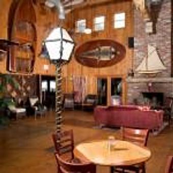 Interior - Squid Lips in Melbourne, FL Seafood Restaurants