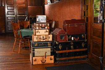 Interior - Steaming Tender in Palmer, MA American Restaurants