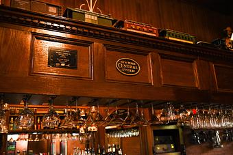 Interior - Steaming Tender in Palmer, MA American Restaurants