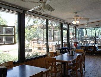 Interior - Storms Drive-In Restaurant in Burnet, TX Hamburger Restaurants