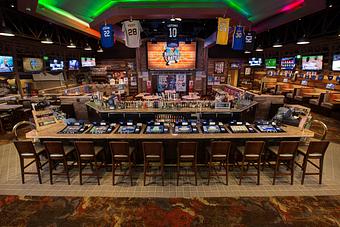 Interior - DC Cafe - Sully's Sports Bar and Grill - The Dining Car Restaurant in Reno, NV Steak House Restaurants