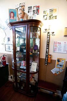 Interior - Suz Pratt The Holistic Stylist in Ferguson Historic Business District ~ Jeske Park - Ferguson, MO Beauty Salons