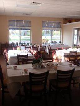 Interior - Suzies Cafe & Catering in Valparaiso, IN American Restaurants