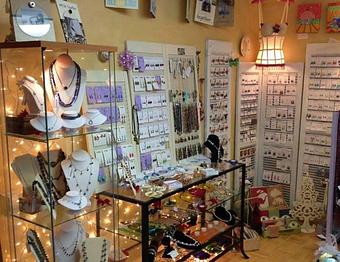 Interior - The Artful Gift Shop in Vienna, VA Cards Stationery & Giftwrap
