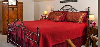 Interior - The Artist's Inn and Gallery in Terre Hill, PA Art Galleries & Dealers