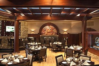 Interior: Circle L Steakhouse at the Galaxy Restaurant - The Galaxy Restaurant in Wadsworth, OH American Restaurants