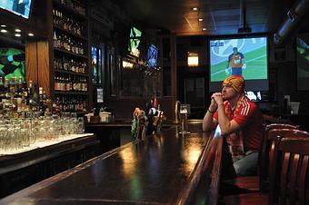 Interior - The Globe Pub in Roscoe Village - Chicago, IL Restaurant & Lounge, Bar, Or Pub