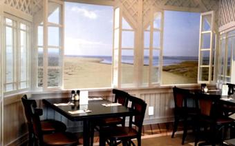 Interior - The Old Time Vincent's Italian & Seafood Restaurant in Howard Beach, NY Italian Restaurants