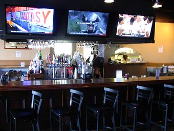 Interior - The Owners Box in Seven Hills - Dallas, GA American Restaurants
