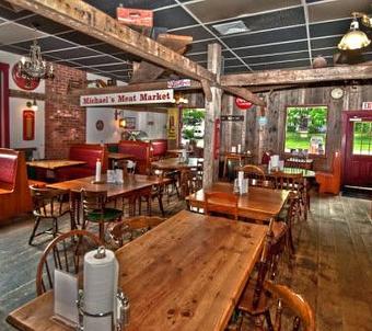Interior: the plum tom - The Plum Tomato in Colchester, CT Pizza Restaurant