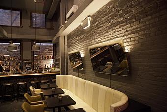 Interior - The Ship in New York, NY Beer Taverns