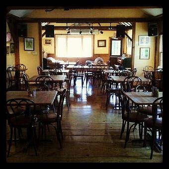 Interior - The Vanilla Bean Caf in Pomfret Center, CT Hamburger Restaurants