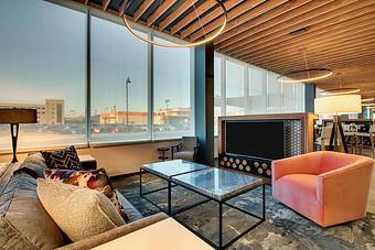 Interior - Thorn Restaurant & Lounge in Pearl District - Rosemont, IL American Restaurants