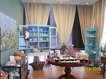 Interior - Timeless Spa and Salt Cave in Napervilla - Naperville, IL Condiments