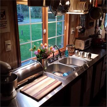 Interior - Tiny Smart House in Texas St is between Oakville Road and Riverside Drive on Hwy 34 between I-5 & Corvallis - Albany, OR Coffee, Espresso & Tea House Restaurants