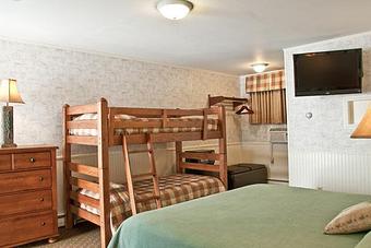 Interior - Top Notch Inn in Gorham, NH Bed & Breakfast