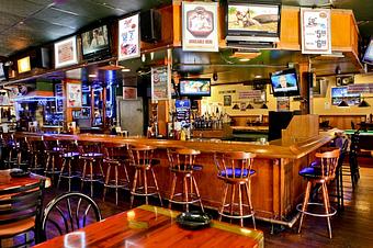 Interior - Uncle Mick's Bar & Grill in Jupiter, FL American Restaurants
