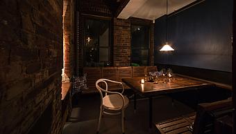 Interior - Upholstery: Food and Wine in West Vilage - New York, NY Bars & Grills