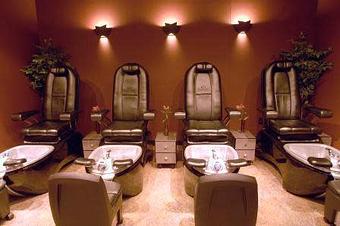 Interior - UrbanTrends Salon Spa in Sturtevant, WI Day Spas