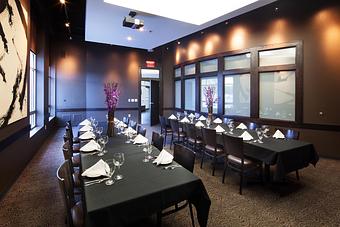 Interior - Venue Restaurant and Lounge in Lincoln, NE American Restaurants