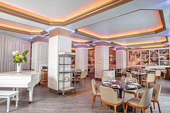 Interior - Villa Azur in 309 23rd Street - Miami Beach, FL French Restaurants