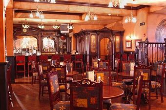 Interior - Vinny Vanucchi's in Galena, IL Italian Restaurants