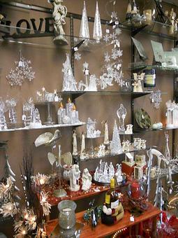 Interior - Water's Edge Gift, Garden & Pond Center in Lansing, IL Business Services