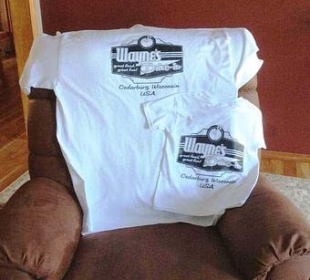 Interior - Wayne's Drive-In in Cedarburg, WI Hamburger Restaurants