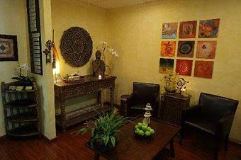 Interior - Wheel of Wellbeing in Los Angeles, CA Tire Wholesale & Retail