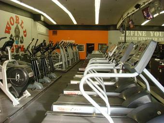 Interior - World Gym Fitness Center in Tracy, CA Health Clubs & Gymnasiums