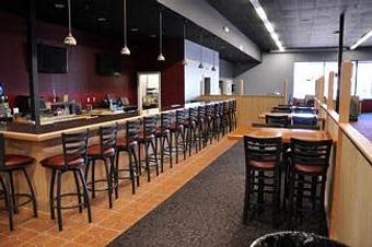 Interior - Year Roundz Sports Bar & Grill in Canton, CT American Restaurants