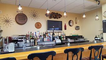 Interior - Yianni's Restaurant & Bar in Gates Center - Rochester, NY Italian Restaurants