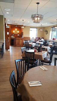 Interior - Yianni's Restaurant & Bar in Gates Center - Rochester, NY Italian Restaurants