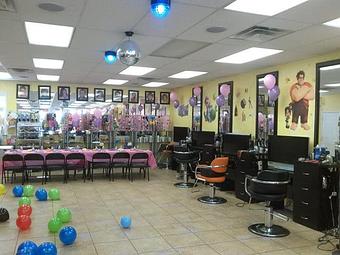Interior - Zayna's Cuts for Kids in Pompton Lakes, NJ Beauty Salons