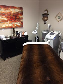 Interior - Zen Aesthetics and Wellness in Sycamore Square - Edmond, OK Day Spas