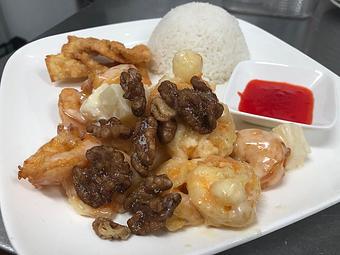Product: Honey Walnut Prawns - 8 Dragons Restaurant in Healdsburg, CA Bars & Grills