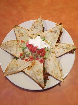 Product: GRANDE QUESADILLA SUPREME - Aztecas Tex-Mex Grill in Springville, AL Mexican Restaurants