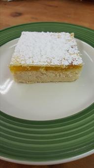 Product: fresh lemon bars - Bella Leigh Bakery & Cafe in Montague, NJ Bakeries