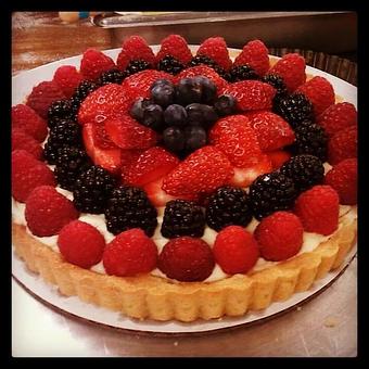 Product: Fresh Fruit Tart with Italian Pastry Cream - Botto’s Bakery in East Deering - Portland, ME Bakeries