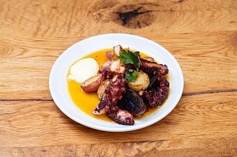 Product: Grilled Spanish Octopus, Potatoes, Nduja Vinaigrette & Saffron Aiolo - Cafe Ba-Ba-Reeba! in Lincoln Park - Chicago, IL Gluten Free Restaurants