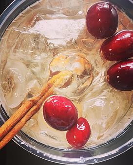 Product: Cranberry Pear Healthy Belly Beverage - Canihaveabite in Plaza - Kansas City, MO Health Food Restaurants