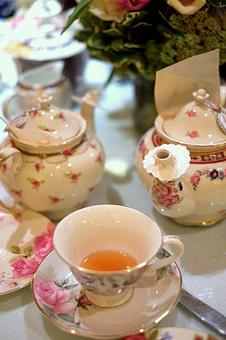 Product - Dartealing Lounge in SOMA/SOUTH BEACH - San Francisco, CA Coffee, Espresso & Tea House Restaurants