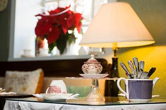 Product - Dartealing Lounge in SOMA/SOUTH BEACH - San Francisco, CA Coffee, Espresso & Tea House Restaurants